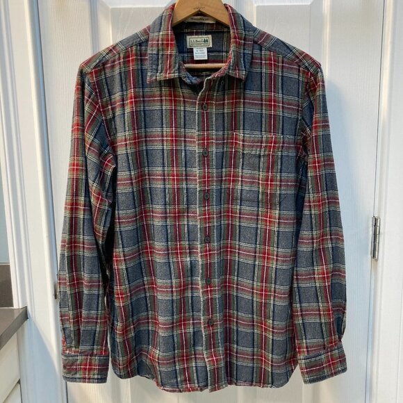 L.L. Bean Scotch Plaid Flannel Shirt Traditional Fit Size Medium - Picture 1 of 6